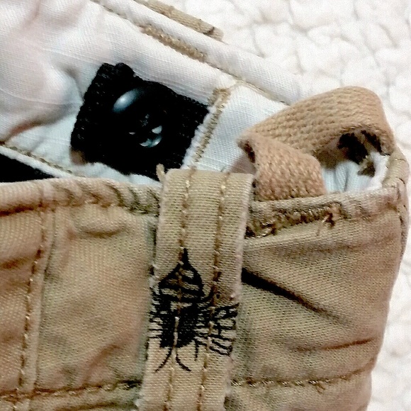 GAP Rockstar Khaki Shorts Rockers Stand Together 3 - Picture 7 of 13